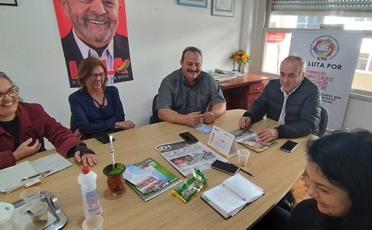  SIMA e educadoras discutem com o deputado Marcon a viabilização do curso de Educador Social